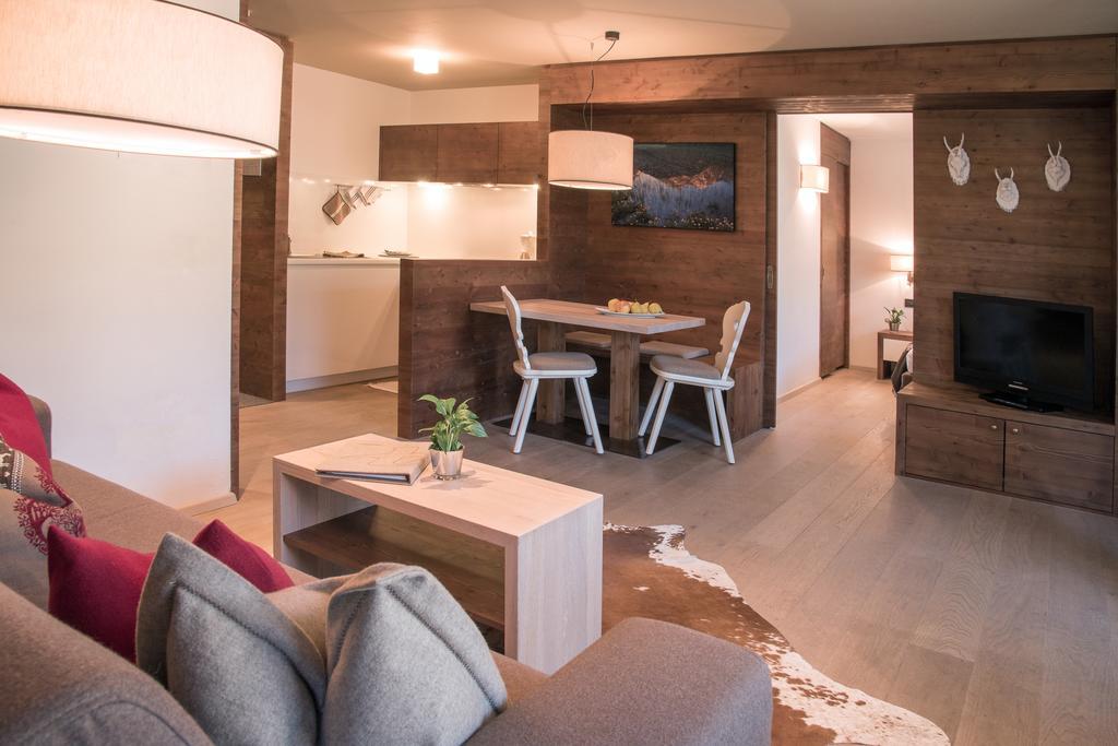 Ariston Dolomiti Residence ドッビアーコ エクステリア 写真
